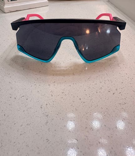 Adult Oakley Sunglasses BXTR (Used)