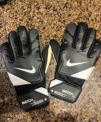 Nike Youth Match JR Goalkeeper Gloves