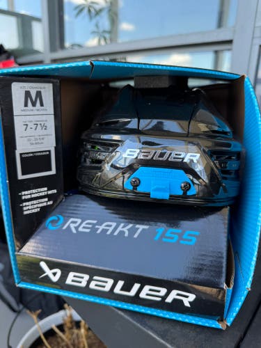 Medium Bauer Re-Akt Helmet Pro Stock (New)
