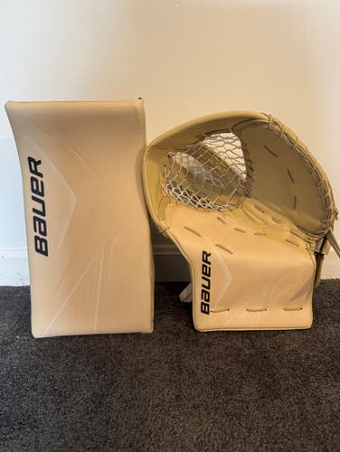 Bauer FlyLite Blocker and Glove (S60 Pro Custom Glove)