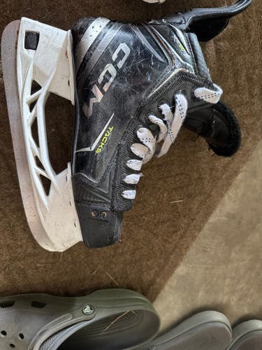 Black 2024 CCM Tacks XF 90 Hockey Skates Regular Width Size 4.5 (Used)