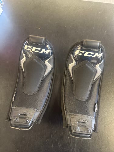 CCM XS Tongue. Medium