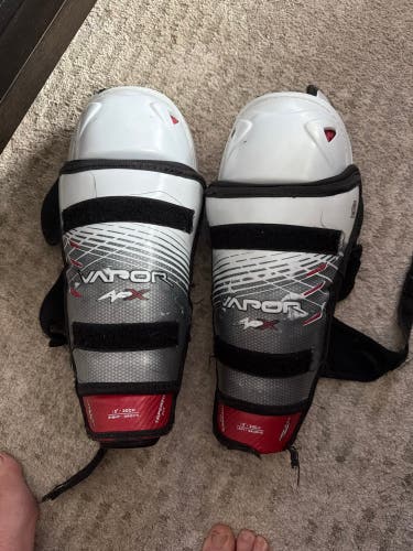 Junior Bauer Vapor APX 12" Shin Pads (Used)