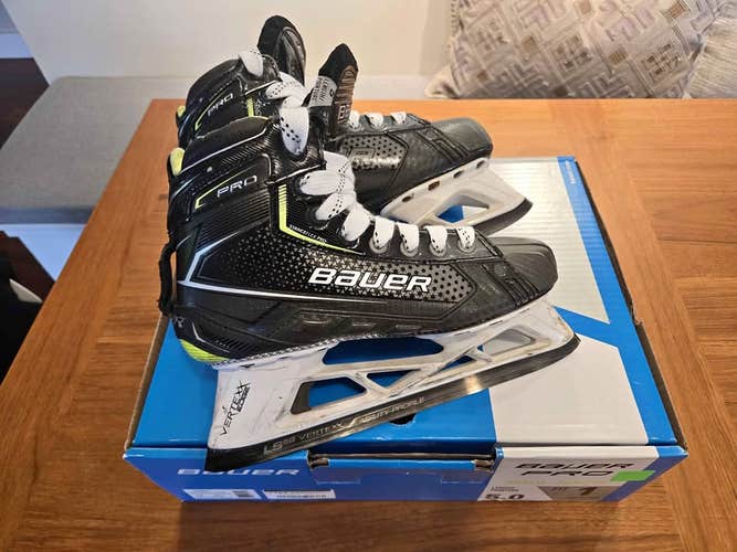 Bauer Pro Intermediate Goalie Skates - Size 5