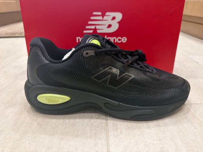 New Balance AC Runner Black/Green Sneakers – Men’s 9 / Women’s 10.5 – Brand New