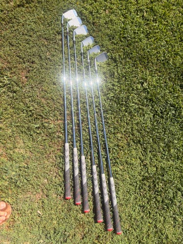 Men's 2024 Callaway Apex CB 24 Right Handed Iron Set Stiff Flex (Used)