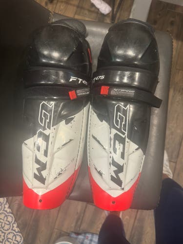 Junior CCM JetSpeed FT350 13" Shin Pads (Used)