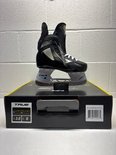 New!! True Catalyst 5 Hockey Skates Regular Width Size 3