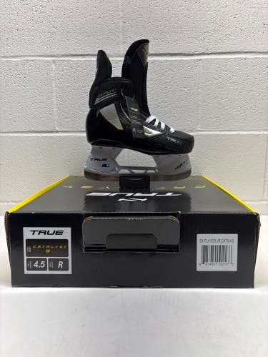 New!! True Catalyst 5 Hockey Skates Regular Width Size 4.5