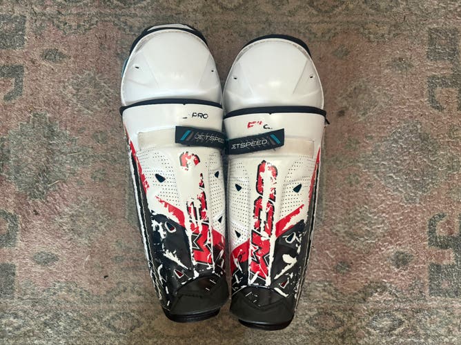 Junior CCM JetSpeed FT6 Pro 12" Shin Pads (Used)