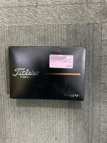 Used Titleist PRO V1 DOZEN 12 Pack - Golf Balls 11614-S000244089