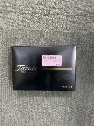 Used Titleist PRO V1 DOZEN 12 Pack - Golf Balls 11614-S000244088