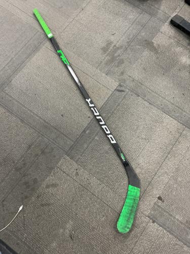 Used Bauer 30 Youth One Piece Right 30 Flex 11614-S000244067
