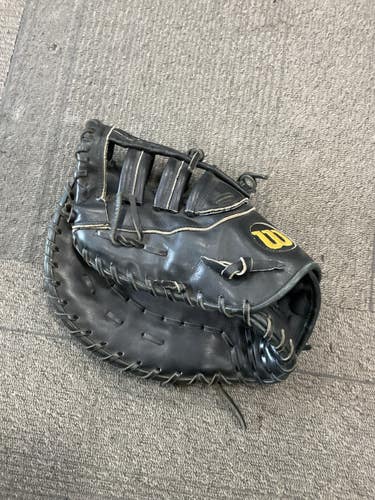 Used Wilson A2000 A2802 BB/SB First Base LH Throw Black 12 1/2" 11614-S000244049