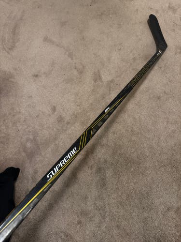 Used Senior Bauer Left Hand PM9  Supreme 1S Hockey Stick (Like New)
