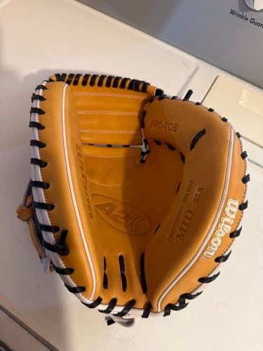 Wilson A2K LH Catcher's Baseball Glove 33.5" (New)