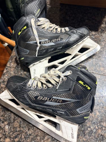 2024 Bauer Elite Hockey Goalie Skates Wide Width 6.5 (Used)
