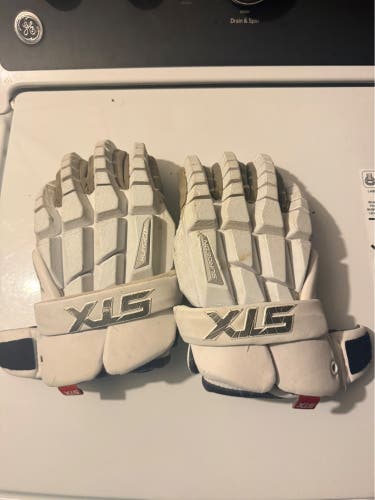 STX Surgeon RZR Lacrosse Gloves (Used)