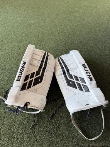 20" Vaughn Goalie Leg Pads (Used)