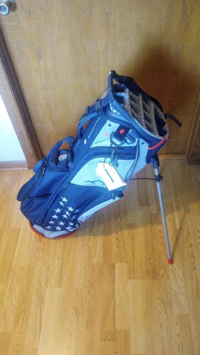 Sun Mountain Eclipse 4.5 VLO 14-Way Patriot Stand Bag
