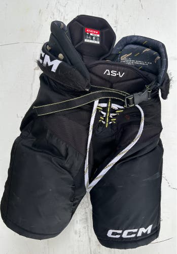Senior Medium CCM AS-V Hockey Pants (Used)