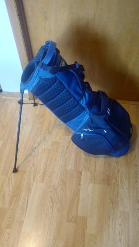 Sun Mountain Eclipse 3.5 Stand Bag