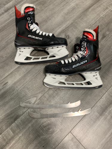 Bauer S21 Vapor Velocity (SMU) Hockey Skates Regular Width Size 6 (Used)