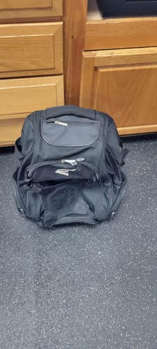 Used Easton WALKOFF BB/SB Player Backpack Black 11497-S000161540