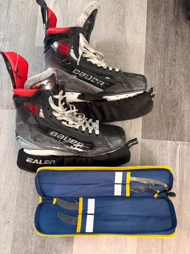 2023 Bauer Vapor X5 Pro Hockey Skates 10 (Used)