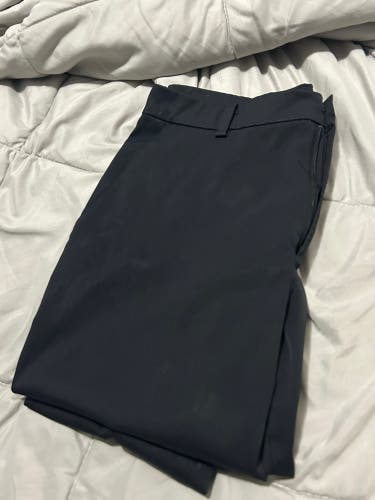 Black Size 32 Men's Pants (Used)