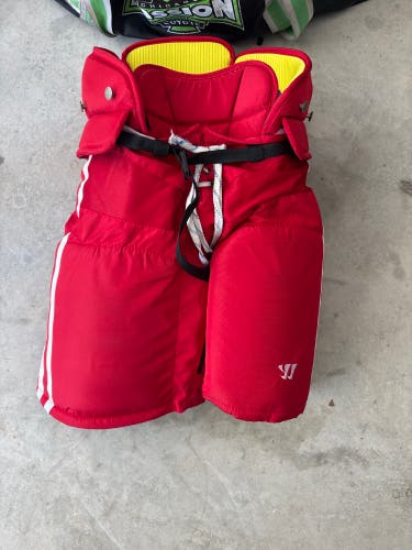 Boston University Men's Warrior Custom Hockey Pants Pro Stock (Used)
