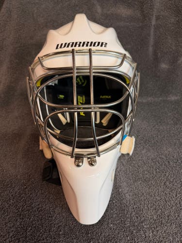 Senior Large Warrior Ritual F2 Pro Goalie Mask (New)
