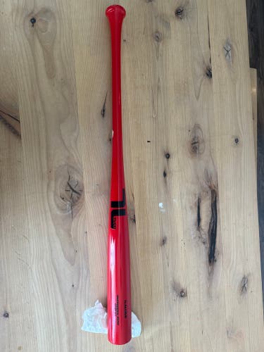 2021 Tucci Pro Select Maple Bat 30.5 oz 33.5" (New)