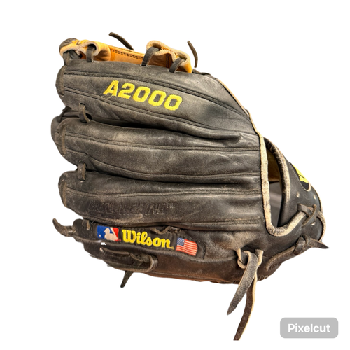 Used Wilson A2000 1787 BB/SB Glove RH Throw Black 11 1/2" 10299-S000313872