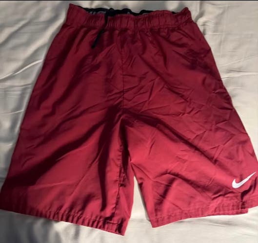 Red Size 14 Boys Nike Shorts (Used)