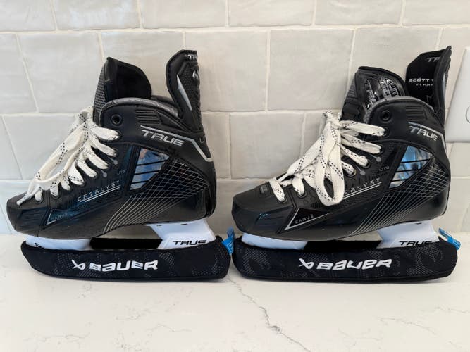 True Catalyst Lite Hockey Skates Wide Width Size 4 (Used)