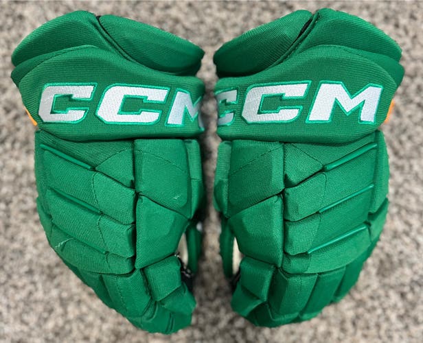 13” CCM HGJSPP Gloves Pro Stock (Used)