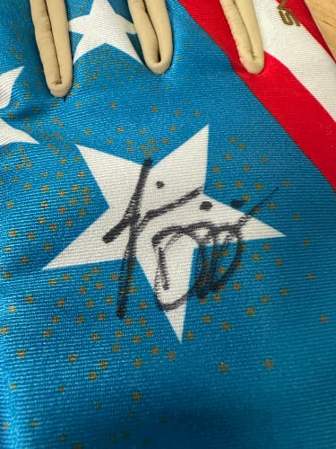 Swix gloves signed by Jessie Diggins sz 9/Large Adult Unisex (New)
