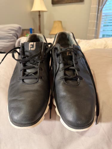 Men's Size M 11.5 (W 12.5) Footjoy Pro SL Golf Shoes (Used)