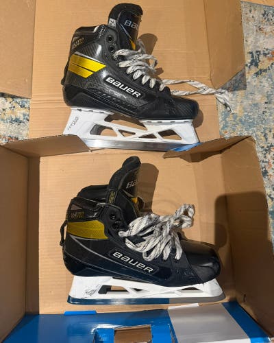 Bauer Supreme Ultrasonic Hockey Goalie Skates Regular Width 7.5 (Used)