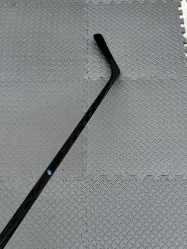 Bauer Pro Custom Left Hand Hockey Stick Mid Pattern 82 Flex (New)