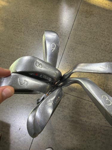 Ping (Used) Right Handed Men's Regular Flex Steel Shaft 7 Pieces Iron Set