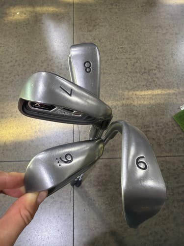 Ping (Used) Right Handed Men's Regular Flex Steel Shaft Iron Set