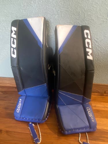 30" CCM Axis 2.9 Goalie Leg Pads (Used)
