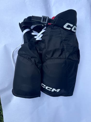 Junior Small CCM HPTKXP Hockey Pants (Used)