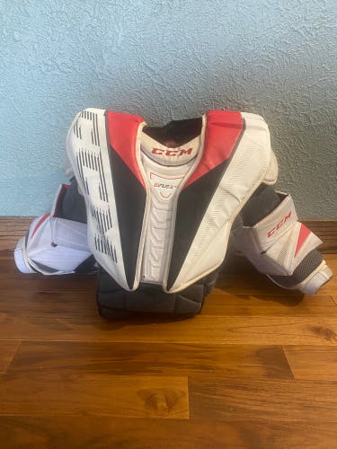 Small CCM EFlex 5.9 Goalie Chest Protector (Used)