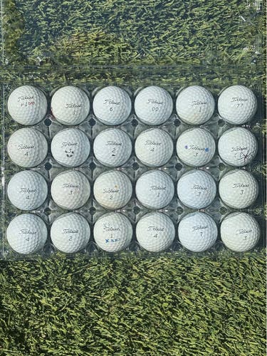 24 Titleist Pro V1 Balls (2 Dozen) 4A Near Mint Condition Used