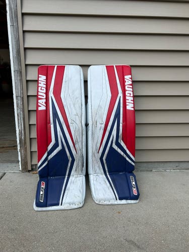 33" 2021 Vaughn SLR3 Pro Carbon Goalie Leg Pads (Used)