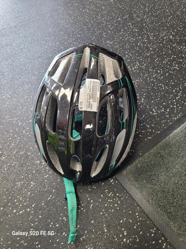 Used Specialized SIERRA WOMENS Bike Helmet Black M/L 11849-S000044248