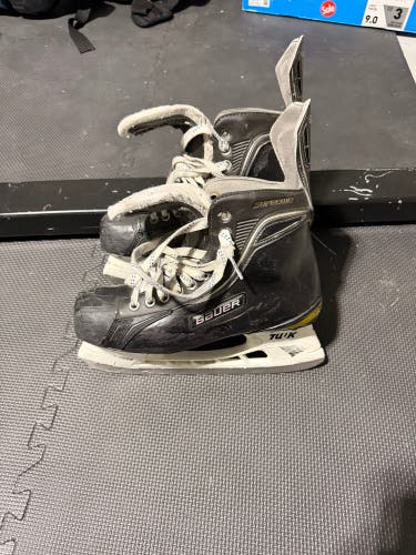 Bauer Supreme One80 Hockey Skates 9 (Used)